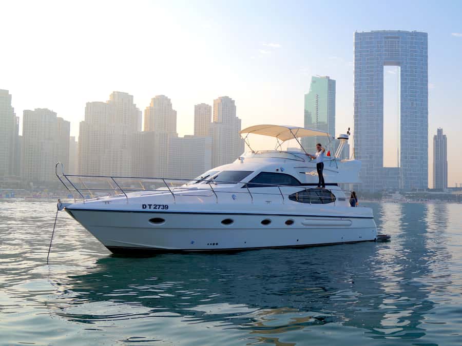 Dubai: Luxury Private 50 FT Yacht Cruise + Optional Sushi - Service and Onboard Comfort