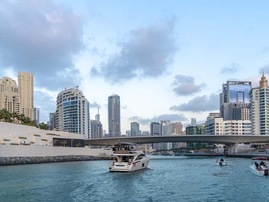 Dubai: Luxury Sunset Yacht Tour with Snacks and Drinks - Dubai Marina at golden hour