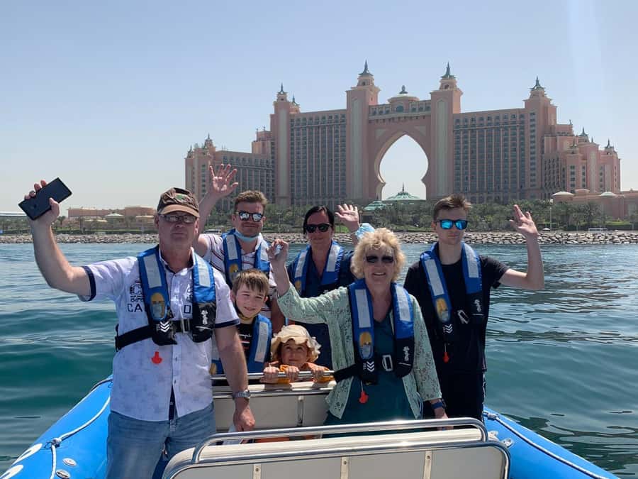 Dubai Marina : 1.5-Hour Atlantis Sightseeing Speedboat Tour - Atlantis, the Main Photo Stop