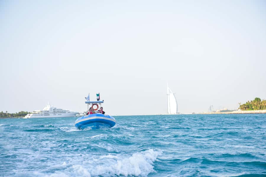 Dubai Marina : 1.5-Hour Atlantis Sightseeing Speedboat Tour - Burj Al Arab From Open Water