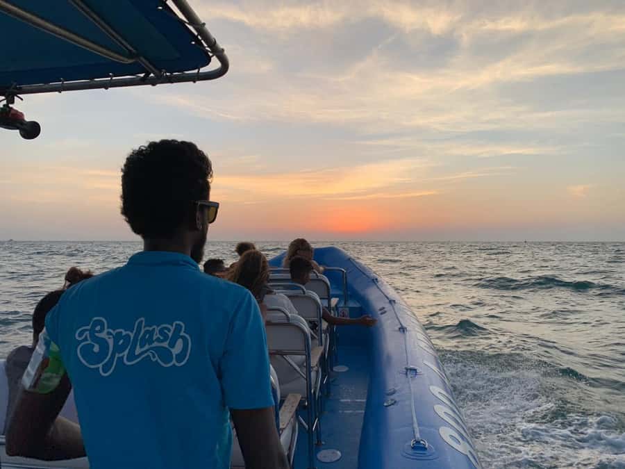Dubai Marina : 1.5-Hour Atlantis Sightseeing Speedboat Tour - How Fast and How Rough Is It?