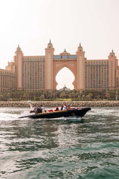 1-Hour Luxury Sightseeing Speedboat Tour