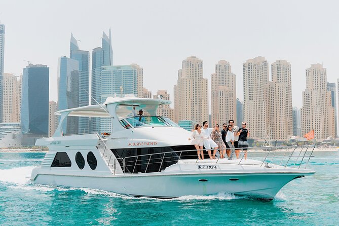 Dubai Marina 1hr Yacht tour with Drinks - Drinks, seating, and the onboard mood