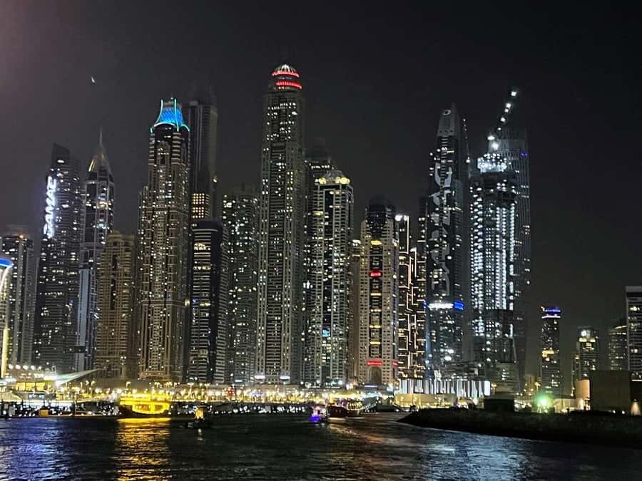 Dubai Marina Dinner Cruise with Live Entertainment(Al Wasl) - Music and the Tanoura Dance