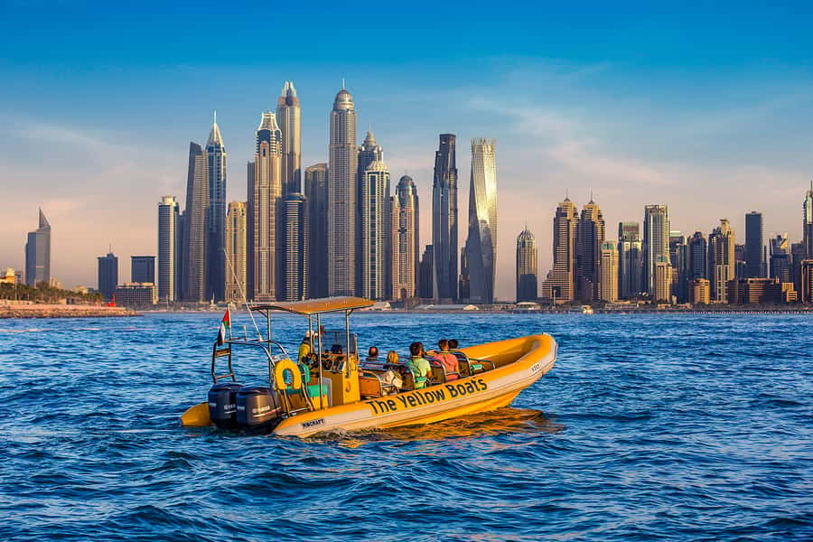 Dubai Marina: Guided Sightseeing Tour by Speedboat - Starting at Dubai Marina and Yacht Club