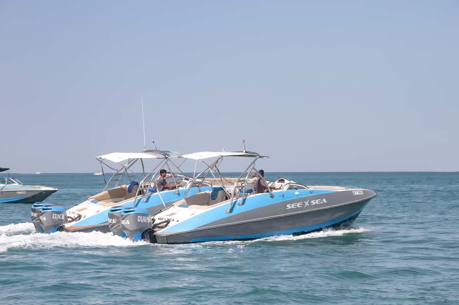 Dubai: Marina Private Boat Tour & Palm Jumeirah Sightseeing - The 80-minute route: marina views and Palm Jumeirah