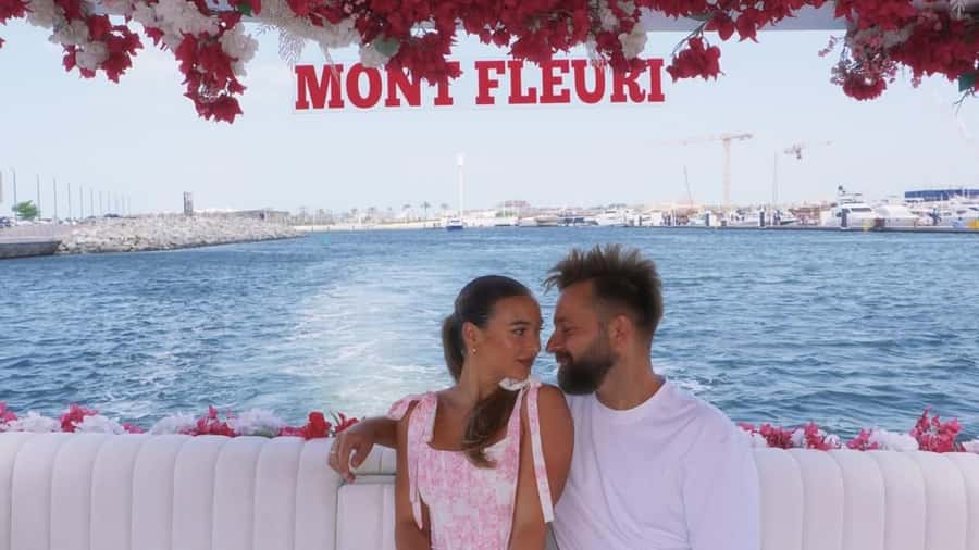 Dubai Marina: Private Boat Tour with Flower - Why this private cruise feels different