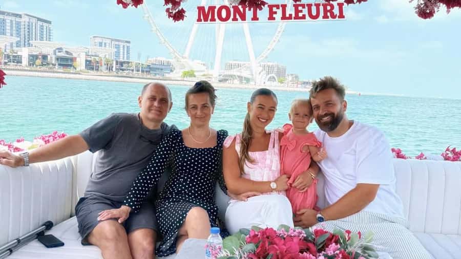 Dubai Marina: Private Boat Tour with Flower - Music, photos, and small celebrations