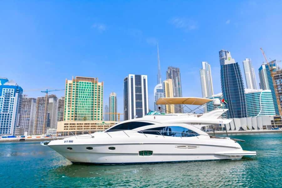 Dubai: Marina Private Luxury Yacht Tour - Key points to know before booking