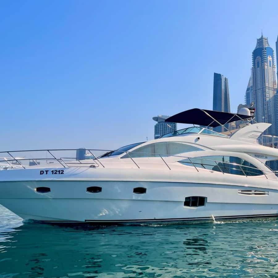 Dubai: Marina Sightseeing on Yacht with Breakfast - Is $46 good value?