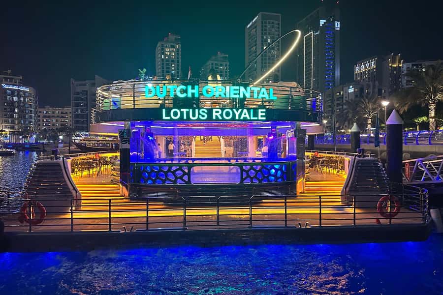 Dubai: Mega Yacht Dinner Cruise with Buffet - Key points to know before booking