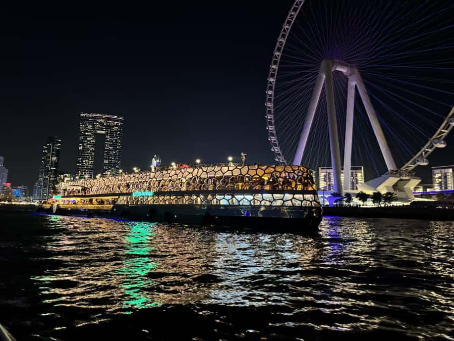 Dubai: Mega Yacht Dinner Cruise with Buffet - Leaving Pier 7 as Dubai lights up