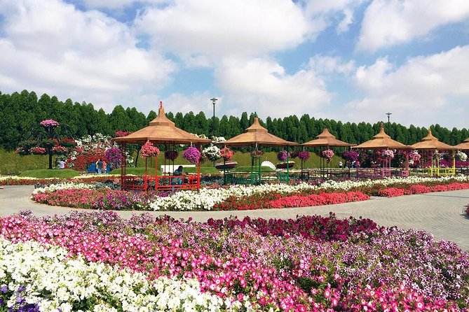 Dubai Miracle Garden Self-Guided Tour with Ticket with Transfer - A 4-hour outing, with roughly 3.5 hours inside
