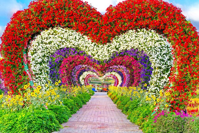 Dubai Miracle Garden Tickets with Round Trip Transfer - Why the transfer matters in Dubai