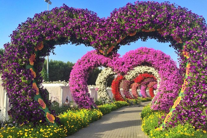 Dubai Miracle Garden with private round trip transfers - Is two hours enough at Miracle Garden?