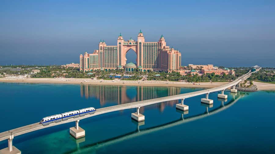 Dubai Modern Tour: Souq Madinat, Marina, Burj Khalifa stop - The Guide Can Shape the Whole Experience
