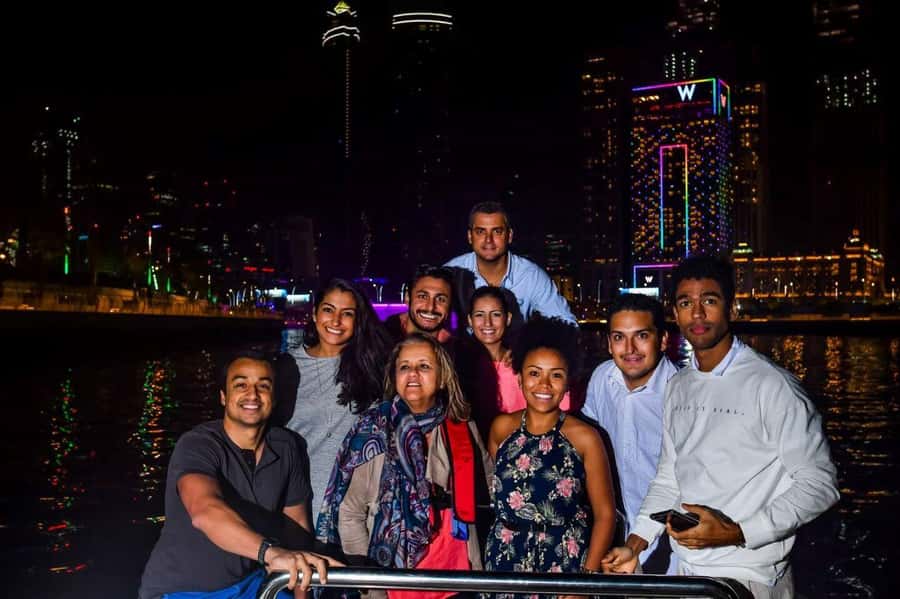 Dubai - New Year's Eve Fireworks show on a Speedboat - Setting out before the midnight fireworks