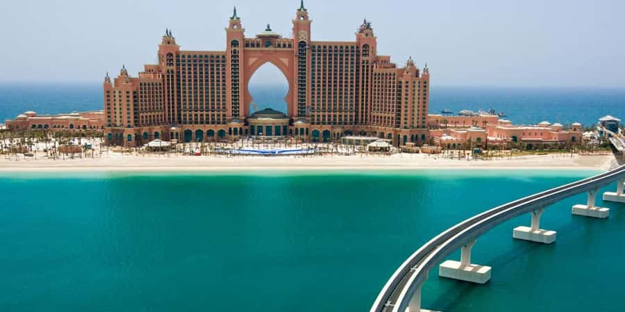 Dubai: Old to New Dubai Private Half-Day Sightseeing Tour - Why the old-to-new format works in Dubai