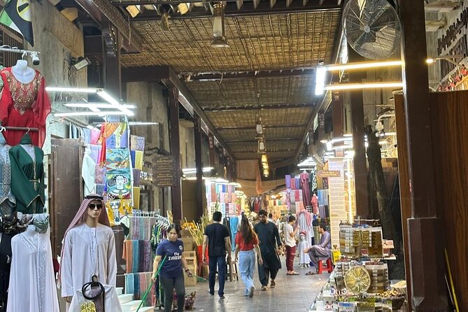 Dubai Old Town Walking Tour with Abra ride, Spice and Gold Souk - Gold Souk: a bright finish in Deira