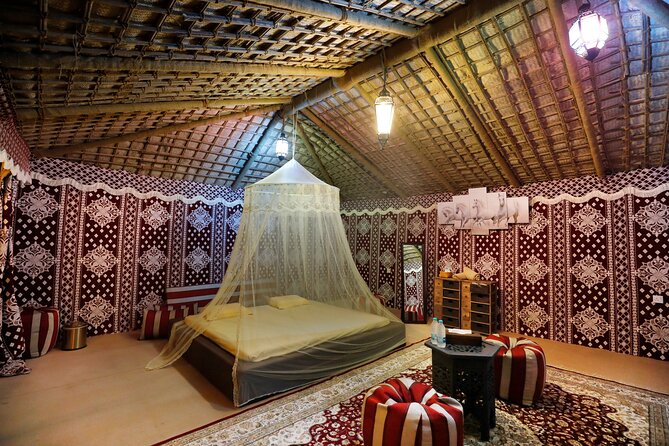 Dubai Overnight Desert Safari, BBQ & Stargazing at Al Khayma Camp - Dinner, shows, and the busy side of camp