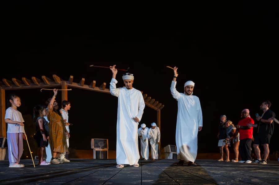 Dubai: Overnight Safari with Luxury Dome Stay & Stargazing - The luxury dome, checked carefully