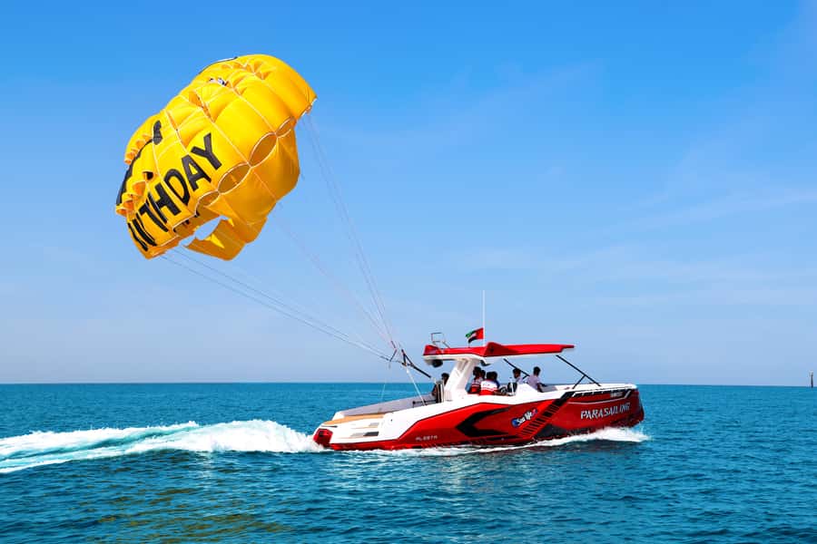 Dubai: Parasailing with Happy birthday Parachute JBR & Palm - Meeting at Dubai Harbour, Dock BC-57