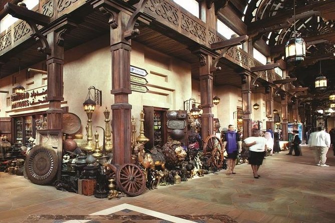 Dubai Personalised Sightseeing Tour in 4x4 Private Vehicle - Gold Souk and Spice Souk in Deira