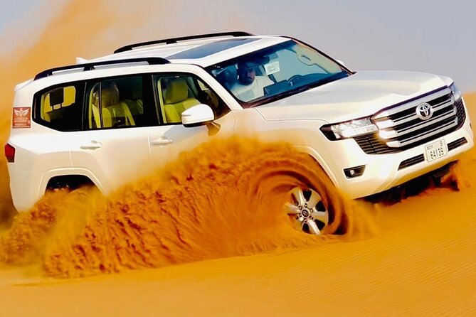 Dubai Premium Desert Safari – Live Buffet Dinner & Luxury Camp - The highlights at a glance