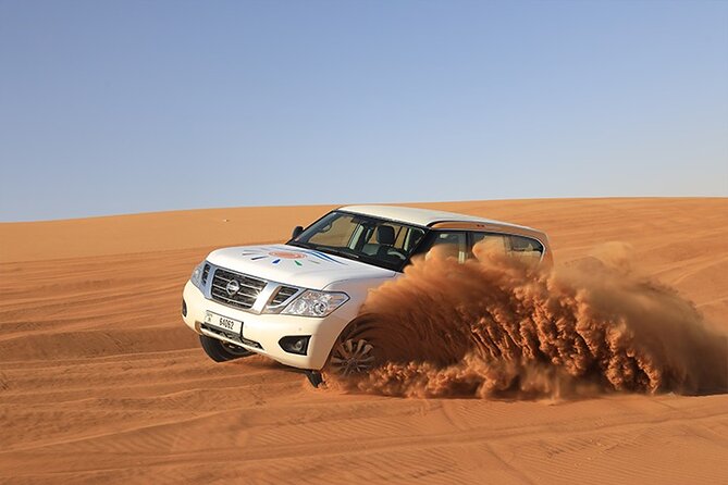 Dubai Premium Desert Safari with Live shows & Gourmet Dinner - Thirty minutes of dune bashing