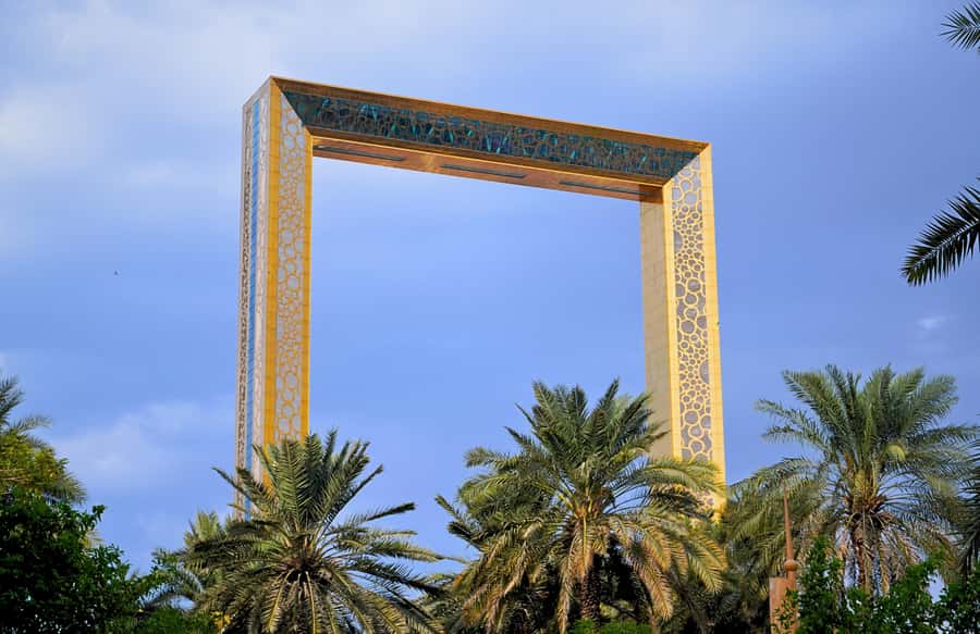 Dubai: Premium Half-Day Dubai Highlights Tour small group - Dubai Frame and the problem with the published timing