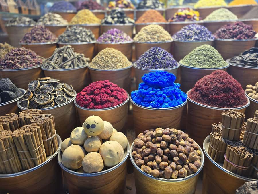 Dubai: Premium Old Town, Street Food, Souks & Boat Ride Tour - Smells and bargaining at the Spice Souk