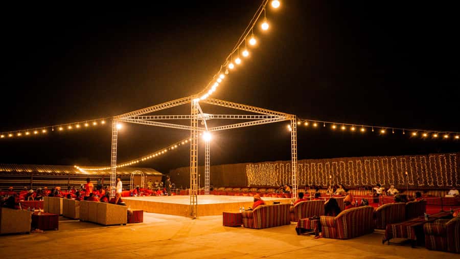 Dubai: Premium Red Dune Safari with Sandboarding & BBQ - Timing, transport, and group comfort
