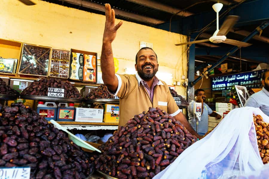 Dubai: Private Food Tour – 10 Tastings with Locals - Your guide matters more than the menu