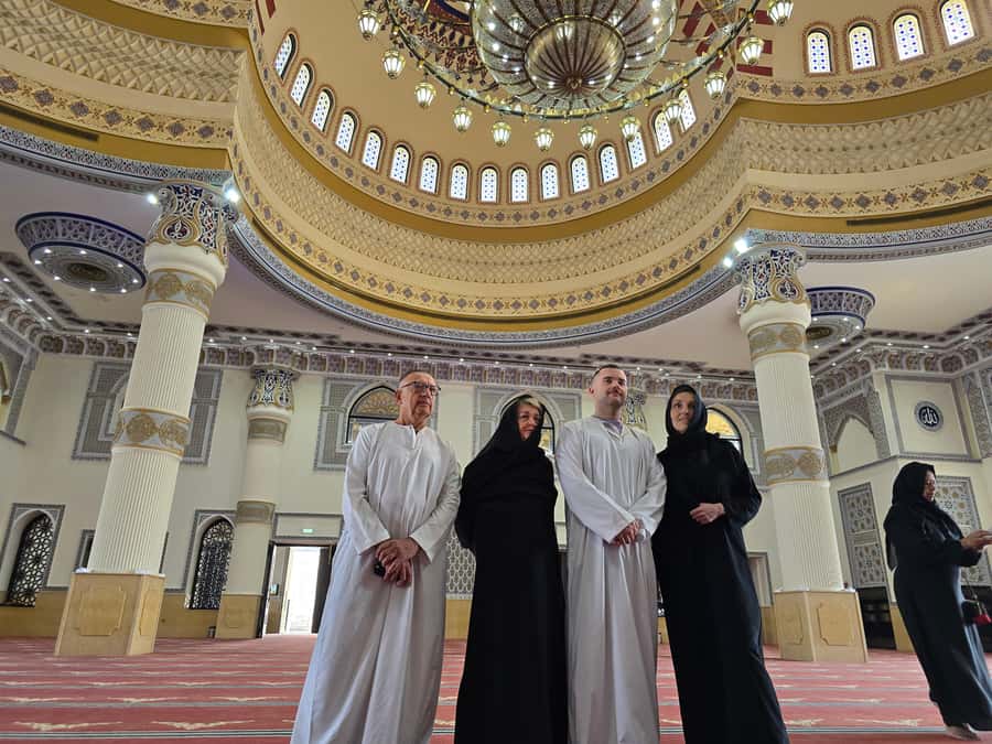 Dubai:Private Frame Entry, Mosque, Souks, Tastings& transfer - Dubai Frame: A Clear View of Old and New