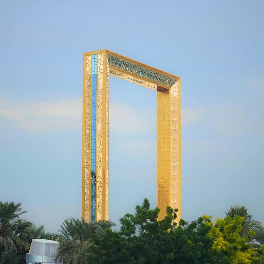 Dubai:Private Frame Entry, Mosque, Souks, Tastings& transfer - Gold Souk: Shopping, Shine, and Plenty of Sales Talk