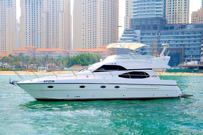 Dubai: Private Luxury Cruise on a Stylish 50ft Yacht - Why a private yacht changes the Dubai cruise experience