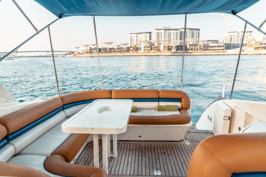 Dubai: Private Luxury Everest Yacht Cruise from Dubai Marina - How much value do you get for $136?