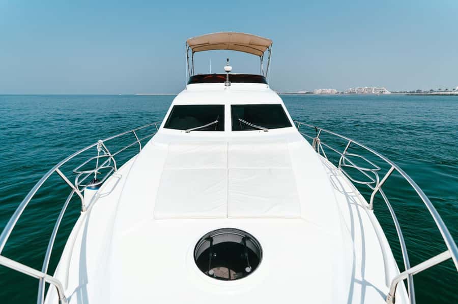 Dubai: Private Luxury Yacht Tour on a 50-Foot Yacht - Burj Al Arab and the open Gulf