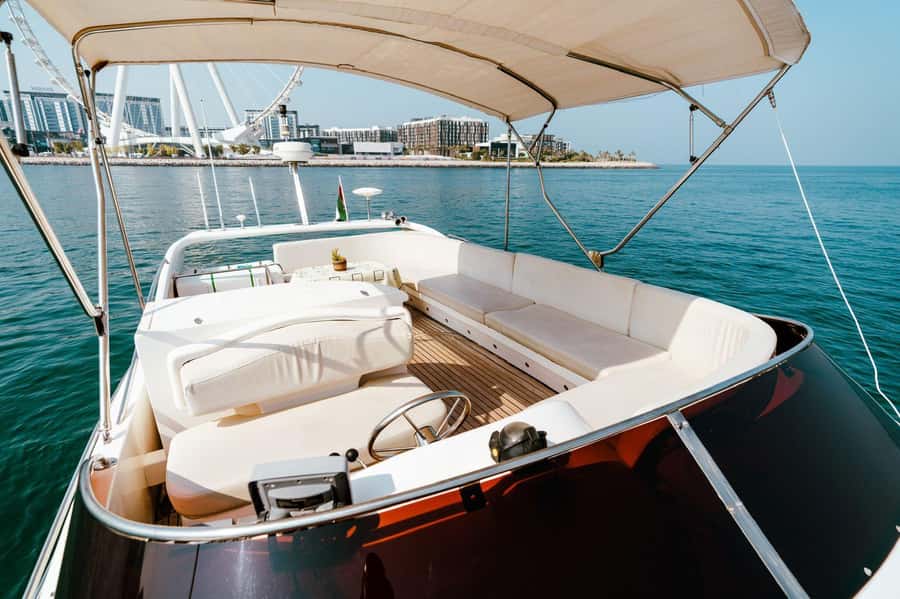 Dubai: Private Luxury Yacht Tour on a 50-Foot Yacht - Dubai Marina from the water