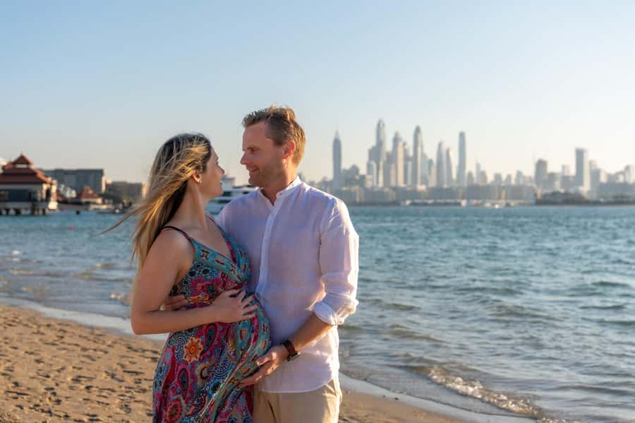 Dubai: Private Photoshoot with Hotel Pickup and Drop-off - The photo quality and delivery