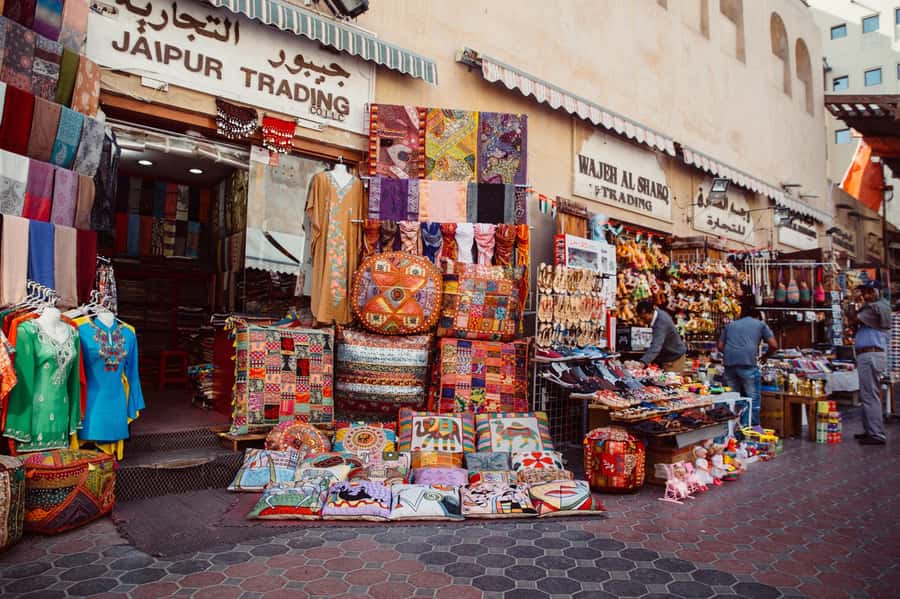 Dubai: Private Tour with Locals – Highlights & Hidden Gems - Who will get the most from this tour