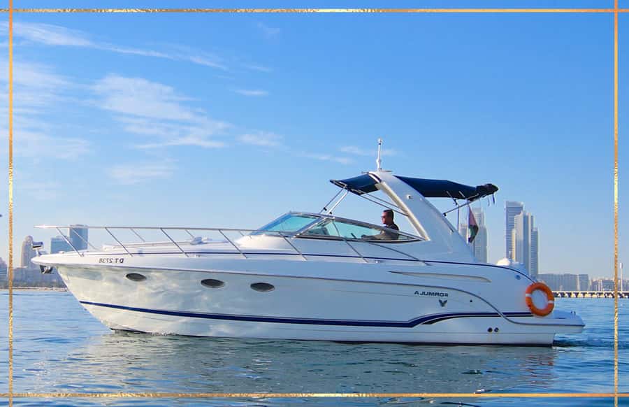 Dubai: Private Yacht Cruise for Unforgettable Memories - Meeting the captain at Dubai Harbour