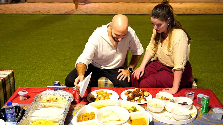 Dubai: Red Dune Desert, Dune Buggy Ride & BBQ Buffet Dinner - Key Points Before You Book