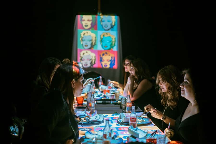 Dubai: Seven Paintings Immersive Dining Show Tickets - Seven courses, seven artistic moods