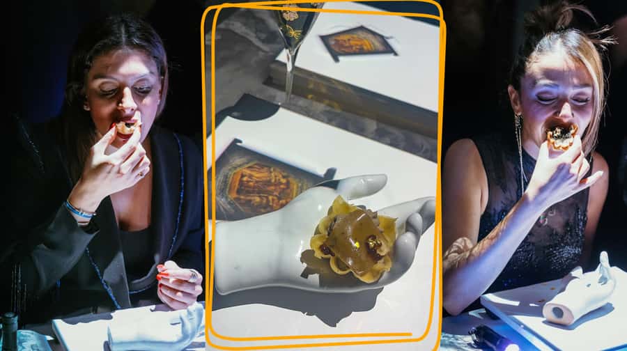 Dubai: Seven Paintings Immersive Dining Show Tickets - Timing, comfort, and practical planning
