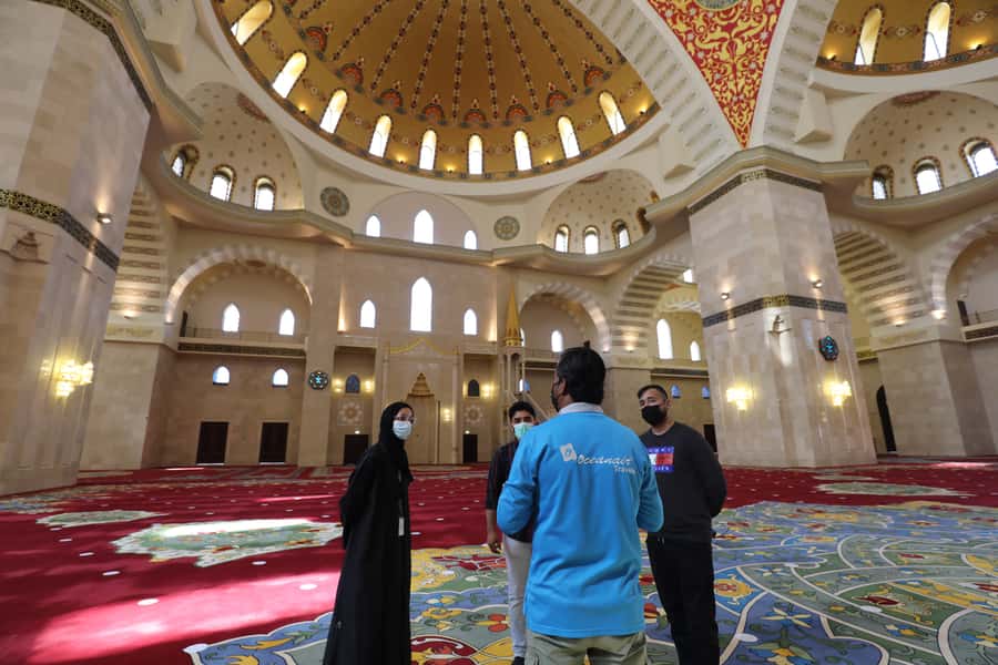 Dubai: Sheikh Zayed Mosque, Fujairah and Khorfakkan Tour - The road through Dibba, Kalba, and Sharjah