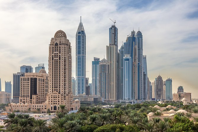Dubai Sightseeing Day Trip from Abu Dhabi - Gold Souk and Spice Souk: old Dubai in short visits