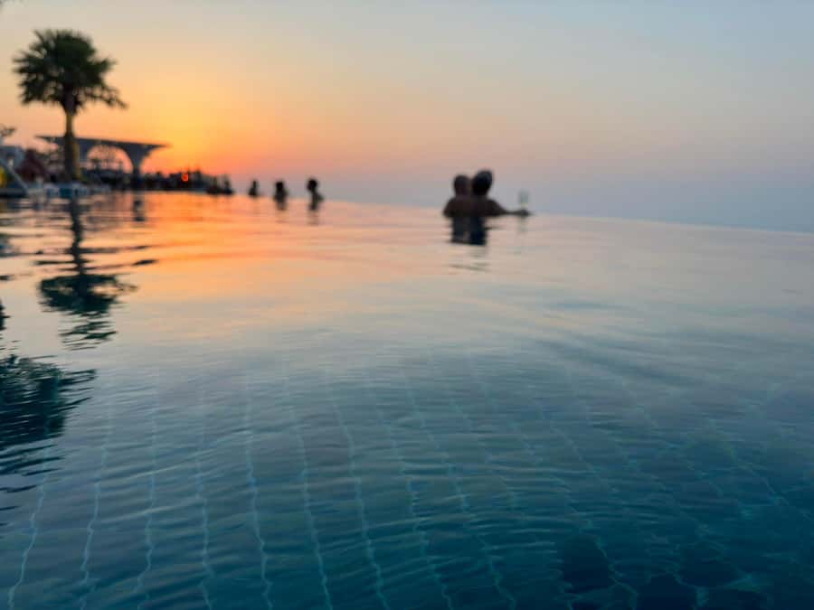 Dubai: Sky Pool and Palm Observatory Access - Is $275 a fair price?