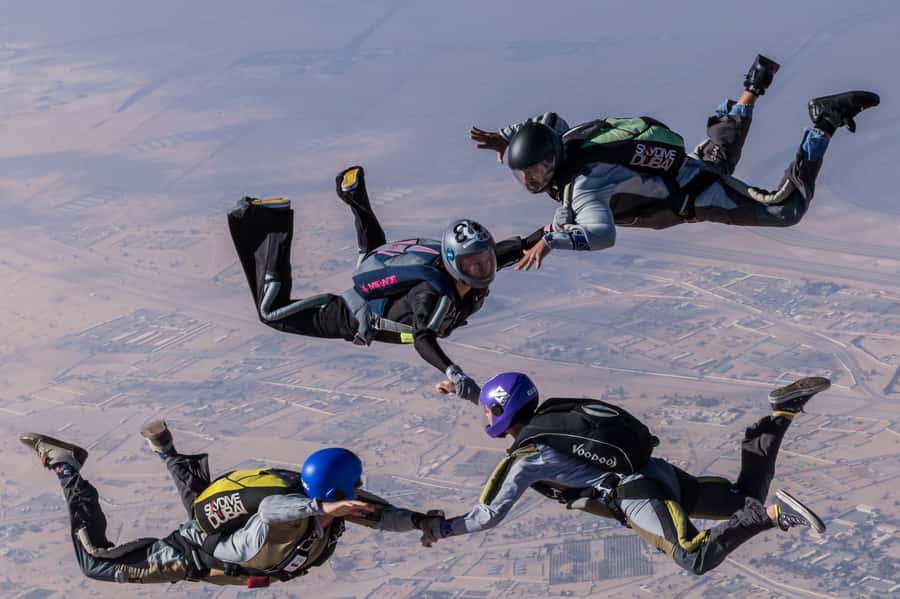 Dubai: Skydive at The Palm with Photos, Video & Yacht Tour - The complimentary yacht ride and its fine print
