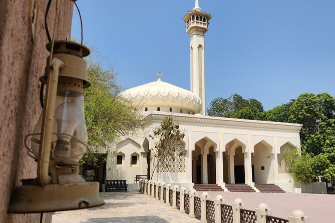 Dubai Souks, Museum Guided Tour with Boat Ride and Food Tastings - Why old Dubai is worth your morning